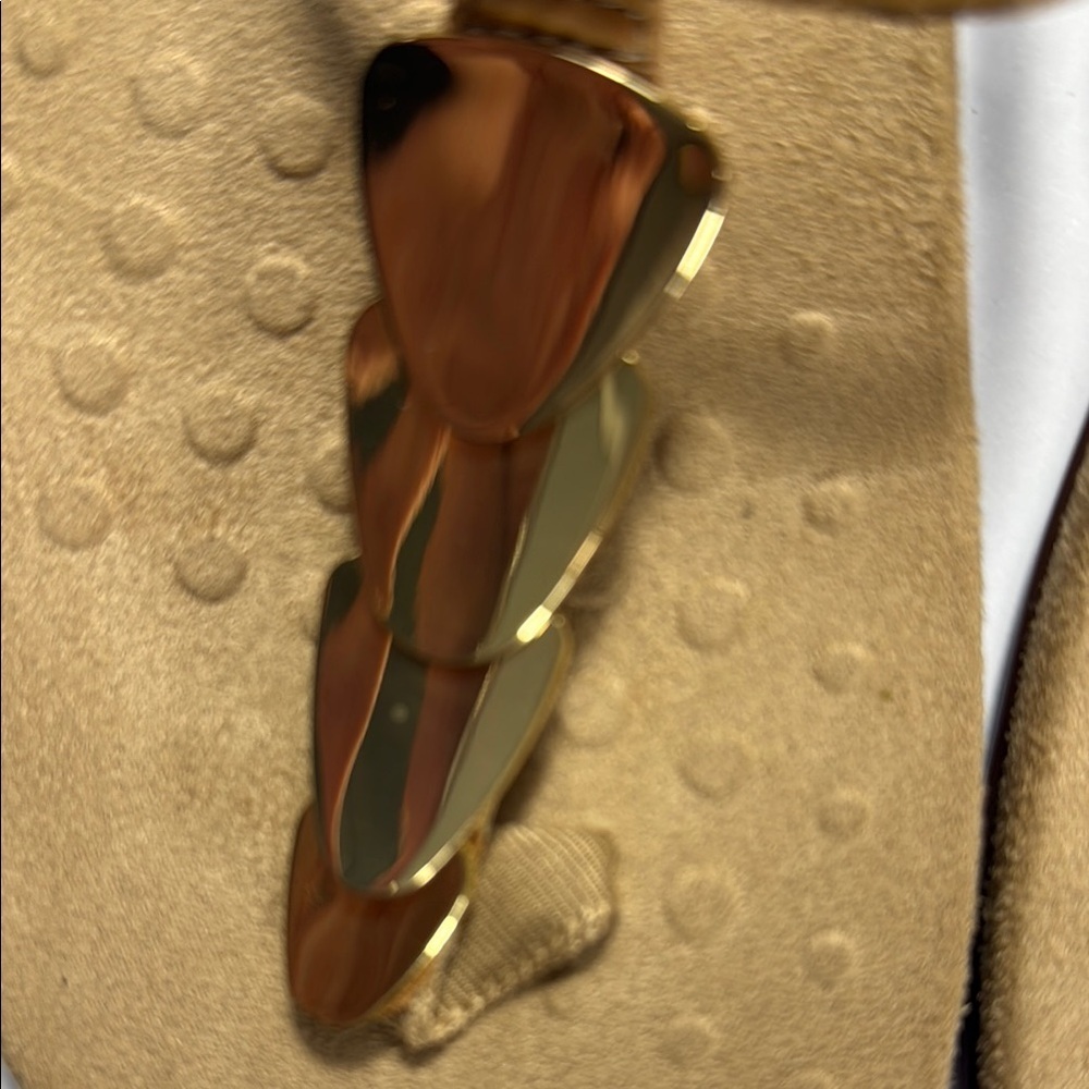 Vionic Tan Gold T-Strap Sandals with Ankle Buckle - Picture 4 of 8